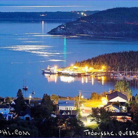 Gite Au Vieux Pommier Tadoussac Eksteriør billede