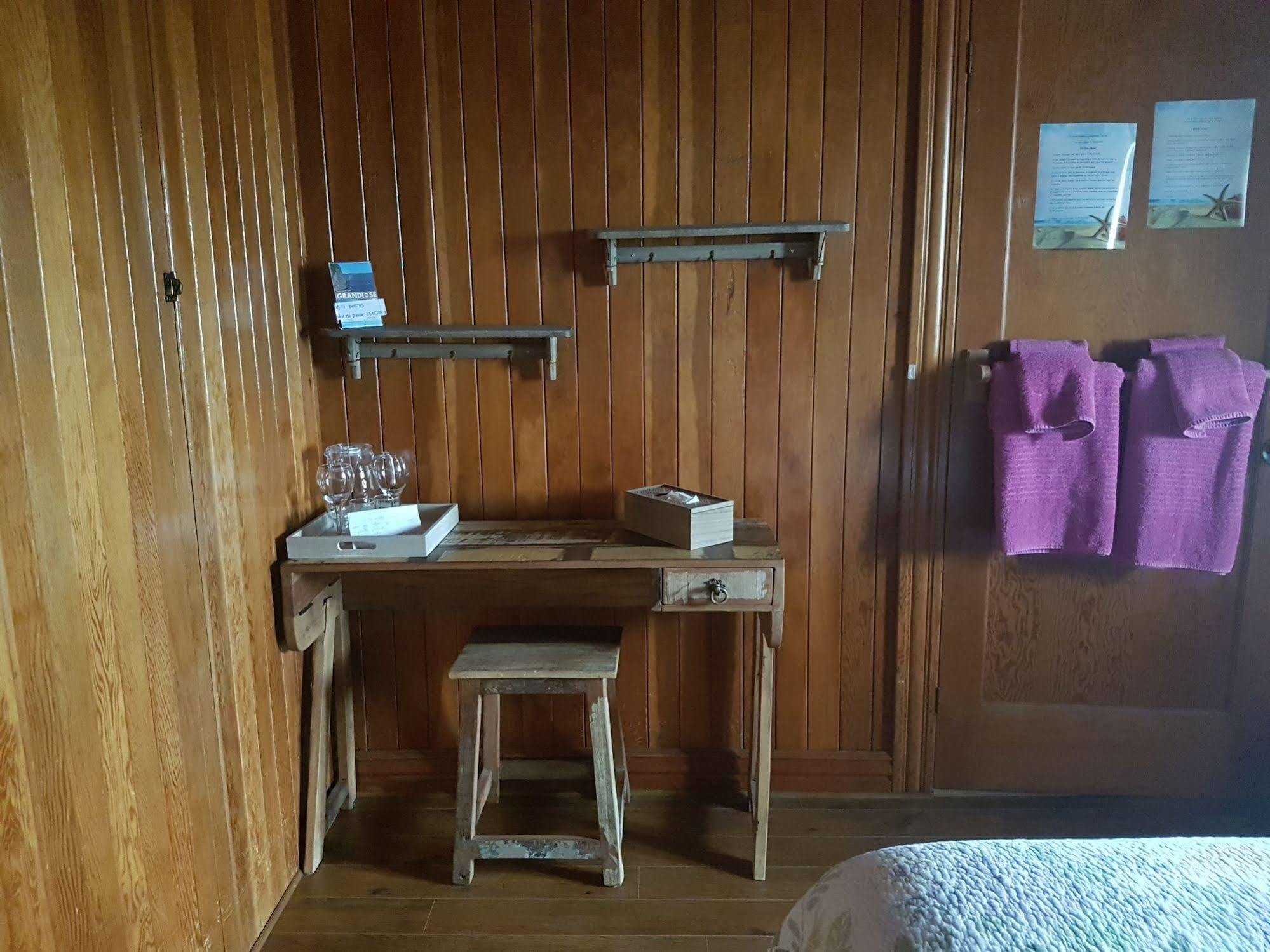 Gite Au Vieux Pommier Tadoussac Eksteriør billede
